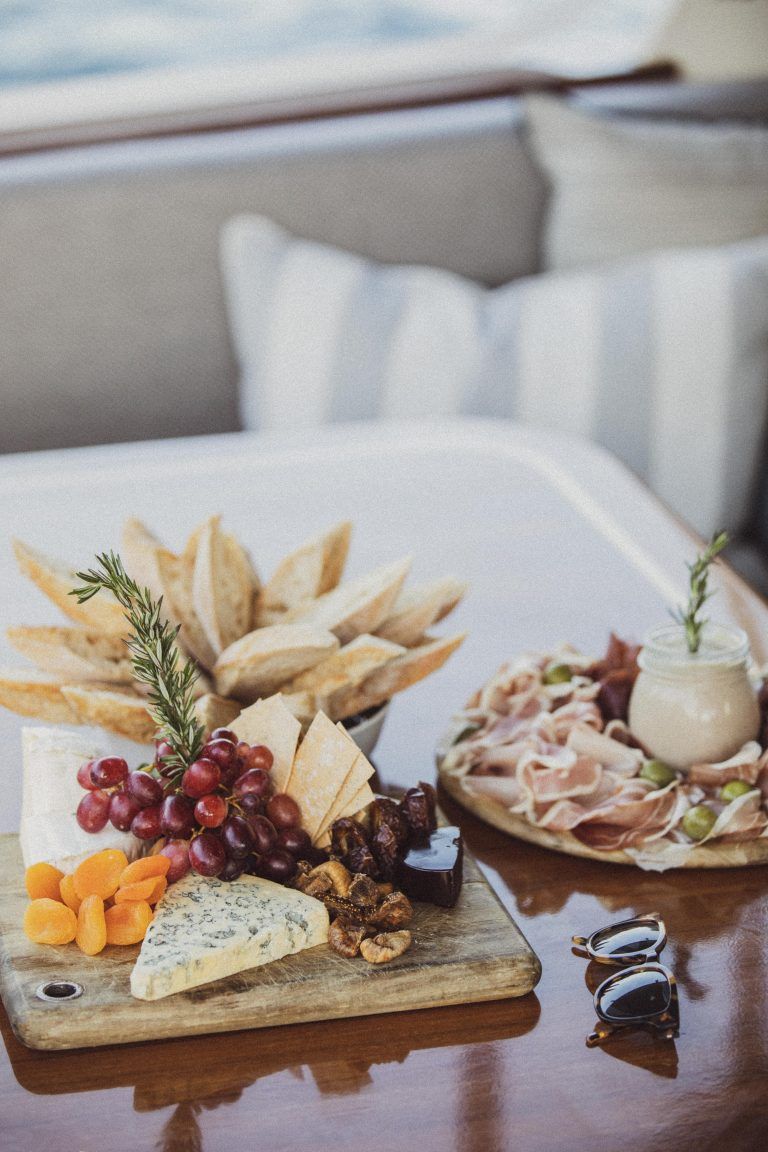 Lifestyle Charters_FELIX_Delicious menus