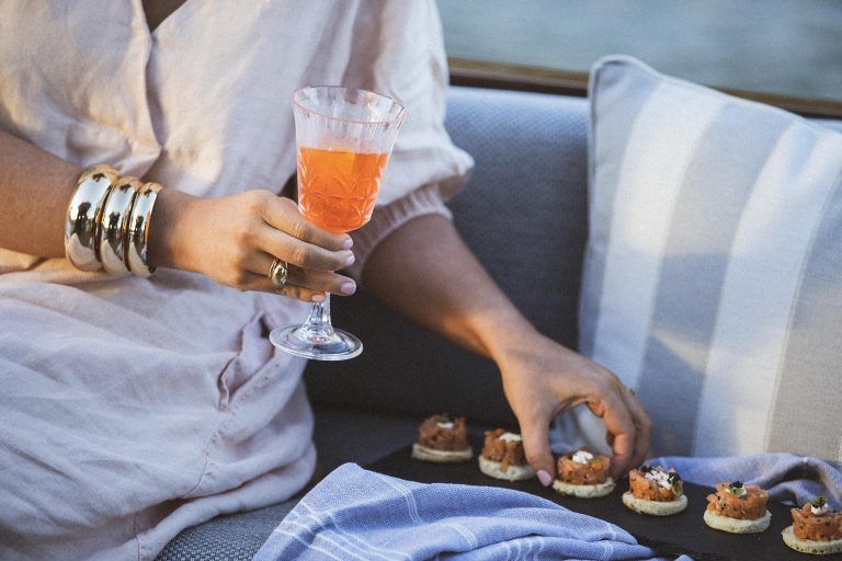 Lifestyle Charters_FELIX_Food and beverage