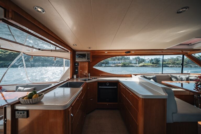 Felix-boat-Lifestyle Charters-277-interior