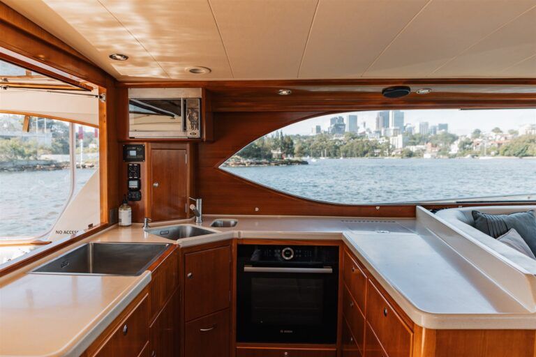 Felix-boat-Lifestyle Charters-324-interior