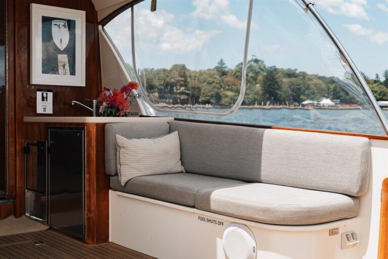 Felix-boat-Lifestyle Charters-87-interior