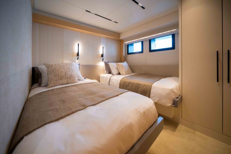 Lifestyle Charters Bluestone luxury day and overnight charters available on Sydney Harbour (7)-interiors