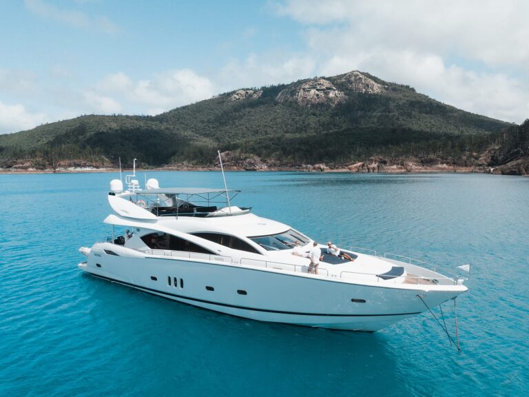 lifestyle-charters-44-boat