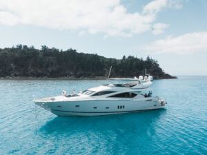 Luxury charter boat Alani is available for day and overnight charters in Queensland Whitsundays Hamilton Island Australia (46)