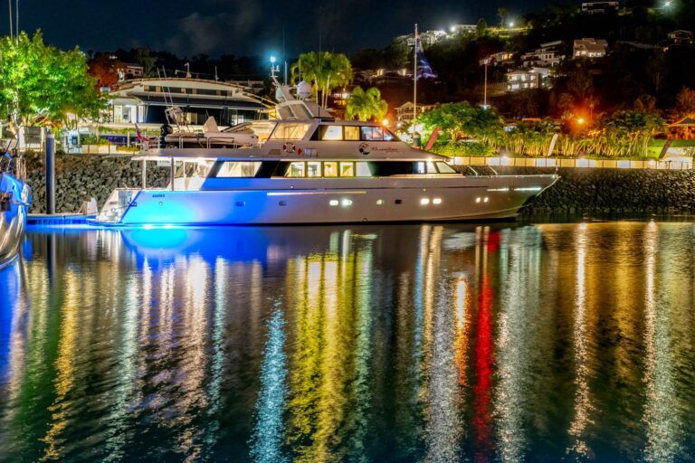 Shore Thing charter yacht Sydney Harbour external (2)