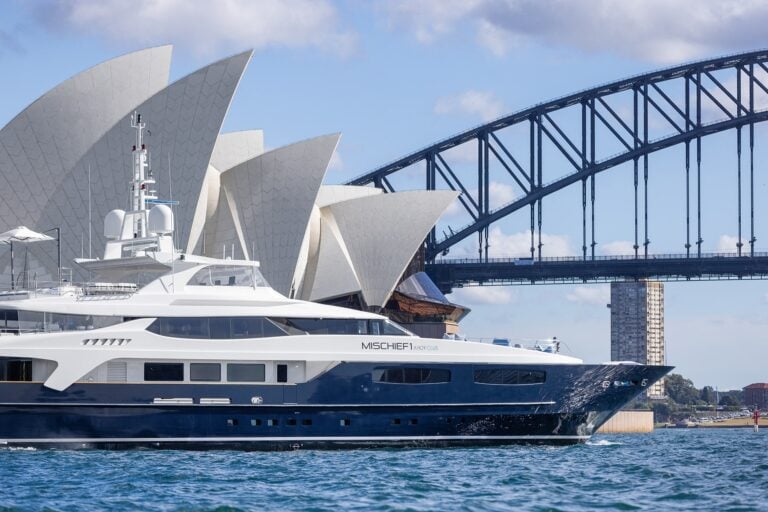 Mischief-superyacht-on-Sydney-Harbour-boat-(2)