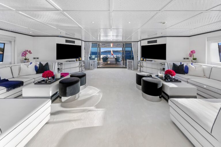 Mischief-superyacht-on-Sydney-Harbour-interiors-(42)