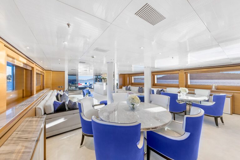 Mischief-superyacht-on-Sydney-Harbour-interiors-(46)